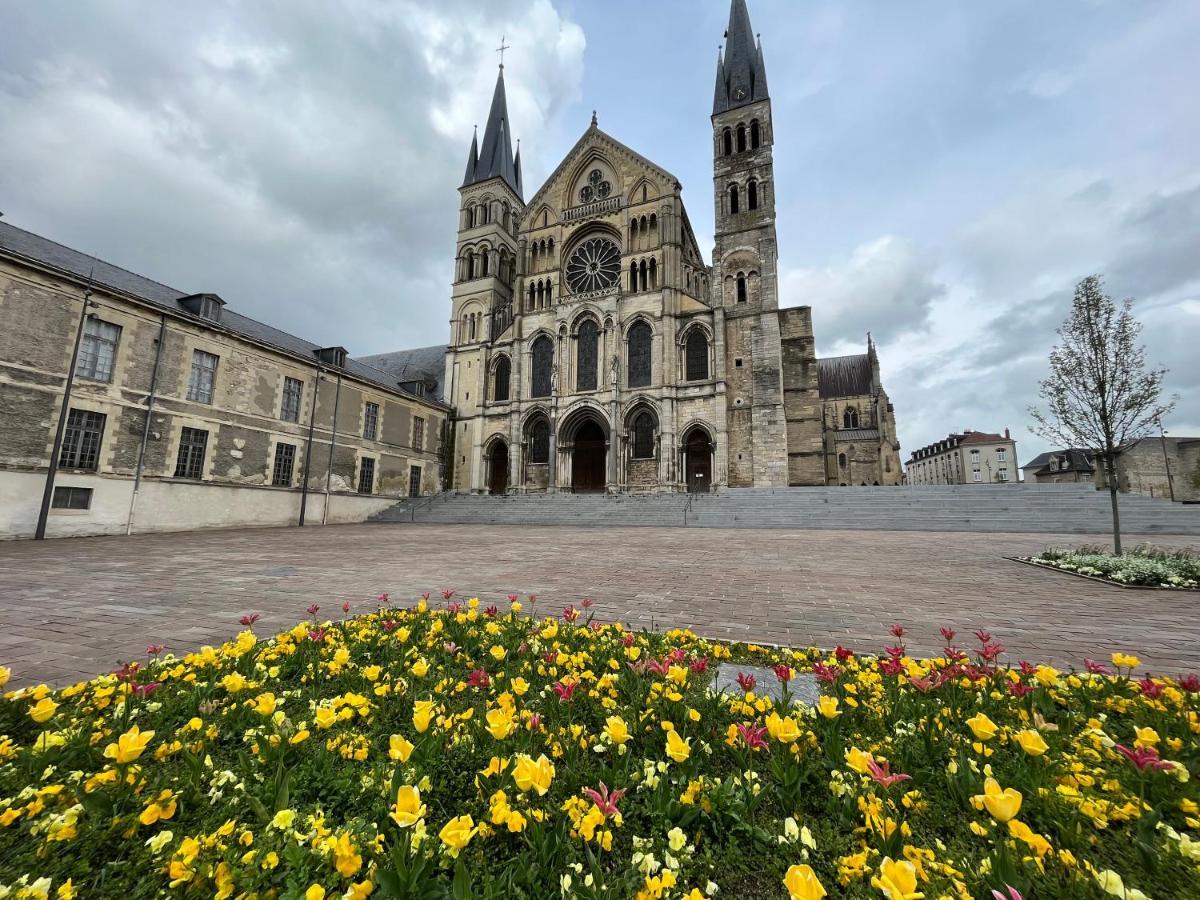 Apartamento Les Rives Remoises Reims Exterior foto